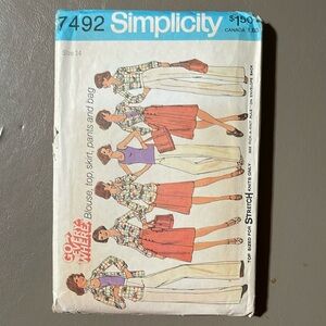 Simplicity #7492-uncut